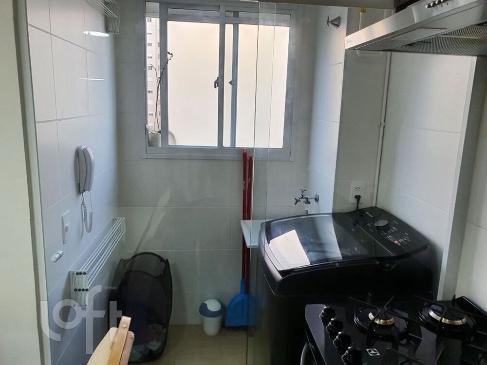 Apartamento à venda com 2 quartos, 40m² - Foto 3
