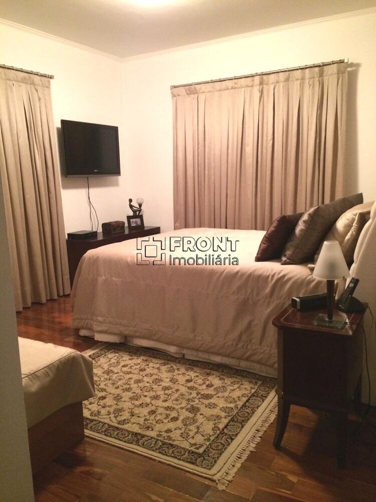 Apartamento à venda com 4 quartos, 240m² - Foto 11