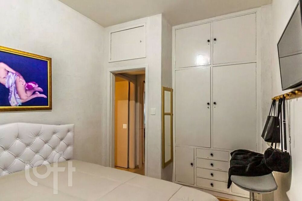 Apartamento à venda com 3 quartos, 100m² - Foto 4