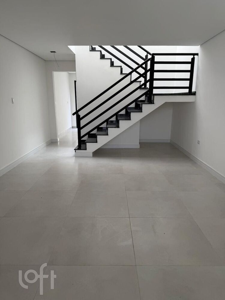 Casa à venda com 3 quartos, 107m² - Foto 2
