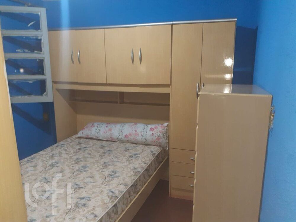 Casa à venda com 3 quartos, 80m² - Foto 5