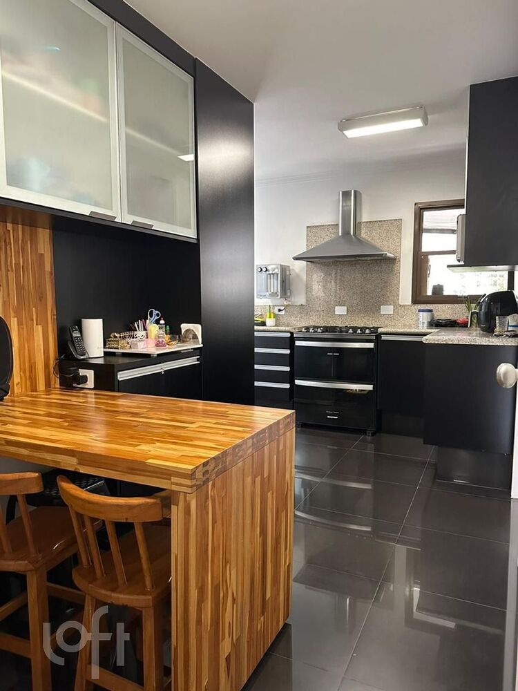 Apartamento à venda com 3 quartos, 165m² - Foto 9