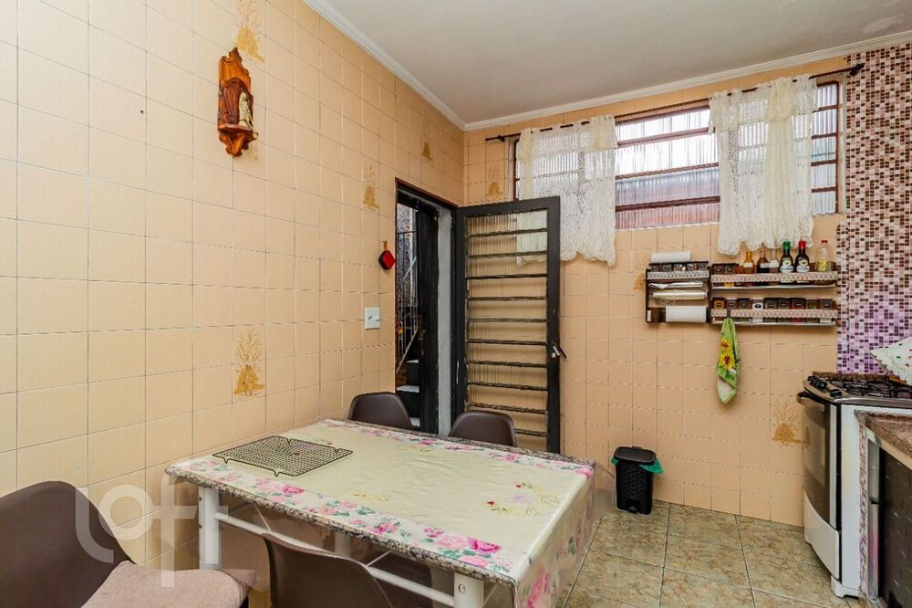 Casa à venda com 3 quartos, 140m² - Foto 2