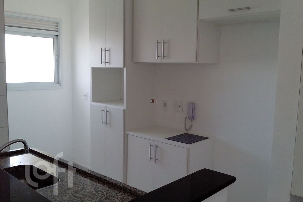 Apartamento à venda com 2 quartos, 51m² - Foto 2
