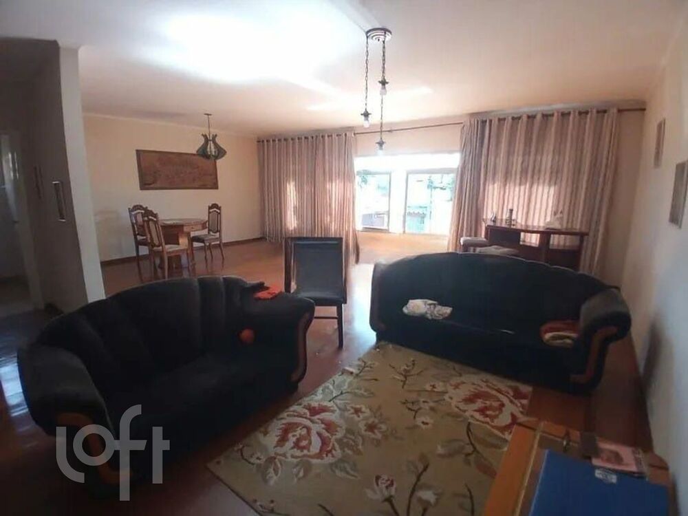 Casa, 3 quartos, 281 m² - Foto 1