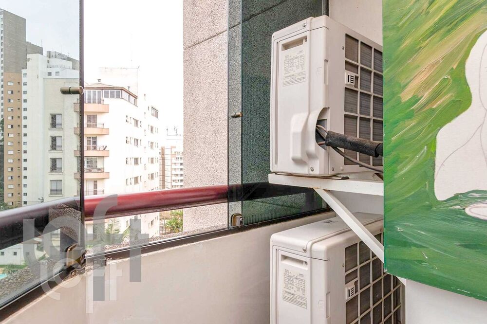 Apartamento à venda com 4 quartos, 590m² - Foto 2