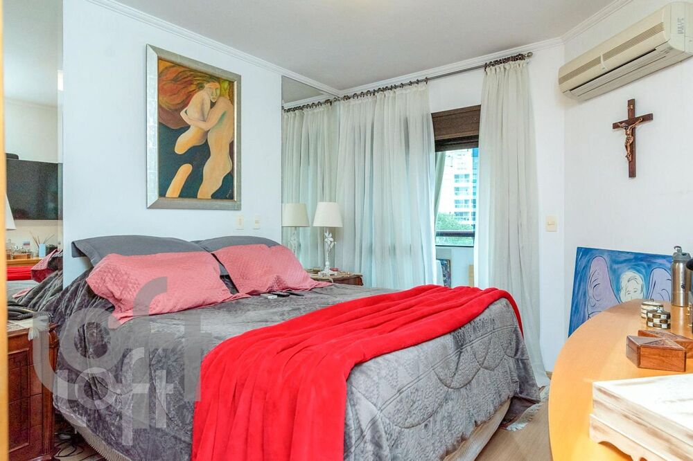 Apartamento à venda com 4 quartos, 590m² - Foto 3