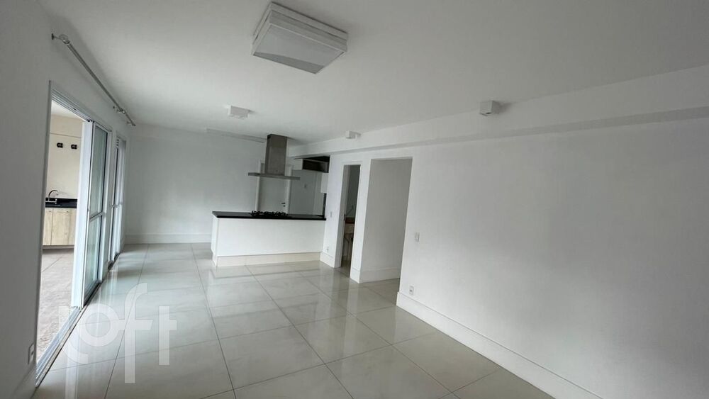 Apartamento à venda com 2 quartos, 105m² - Foto 2