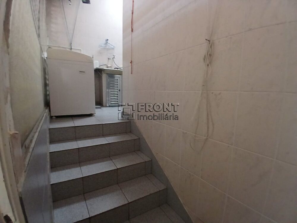 Casa à venda com 3 quartos, 279m² - Foto 7