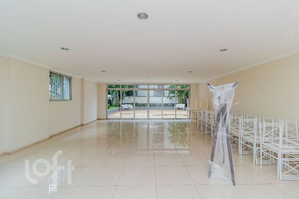Apartamento à venda com 2 quartos, 117m² - Foto 4