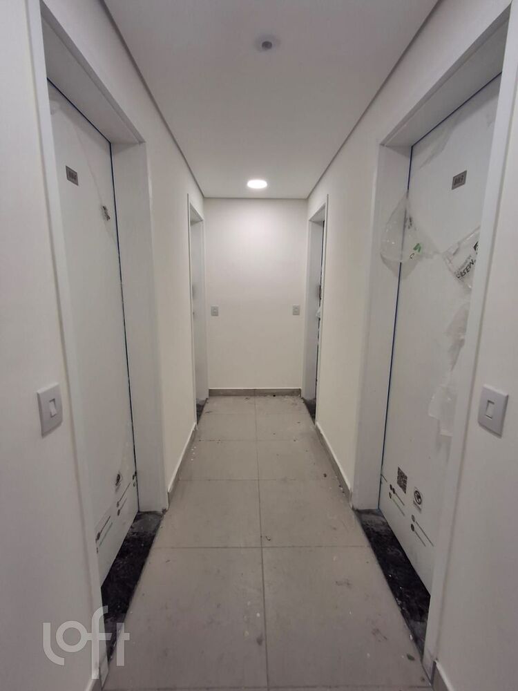 Apartamento à venda com 1 quarto, 34m² - Foto 4