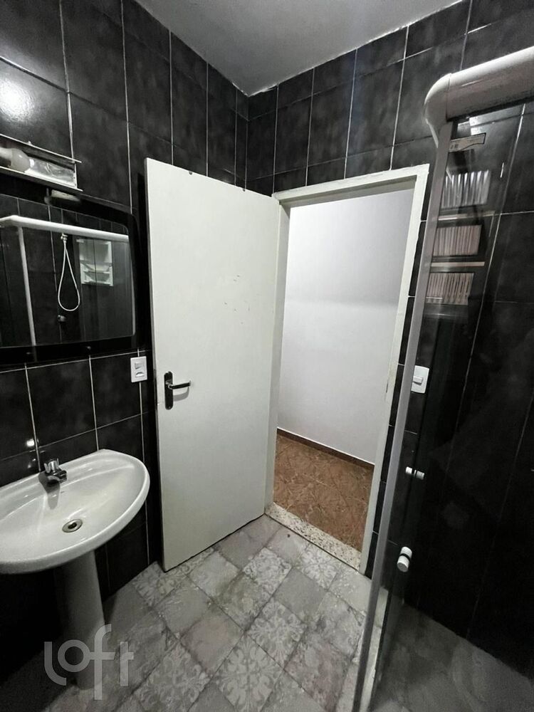 Casa à venda com 5 quartos, 160m² - Foto 9