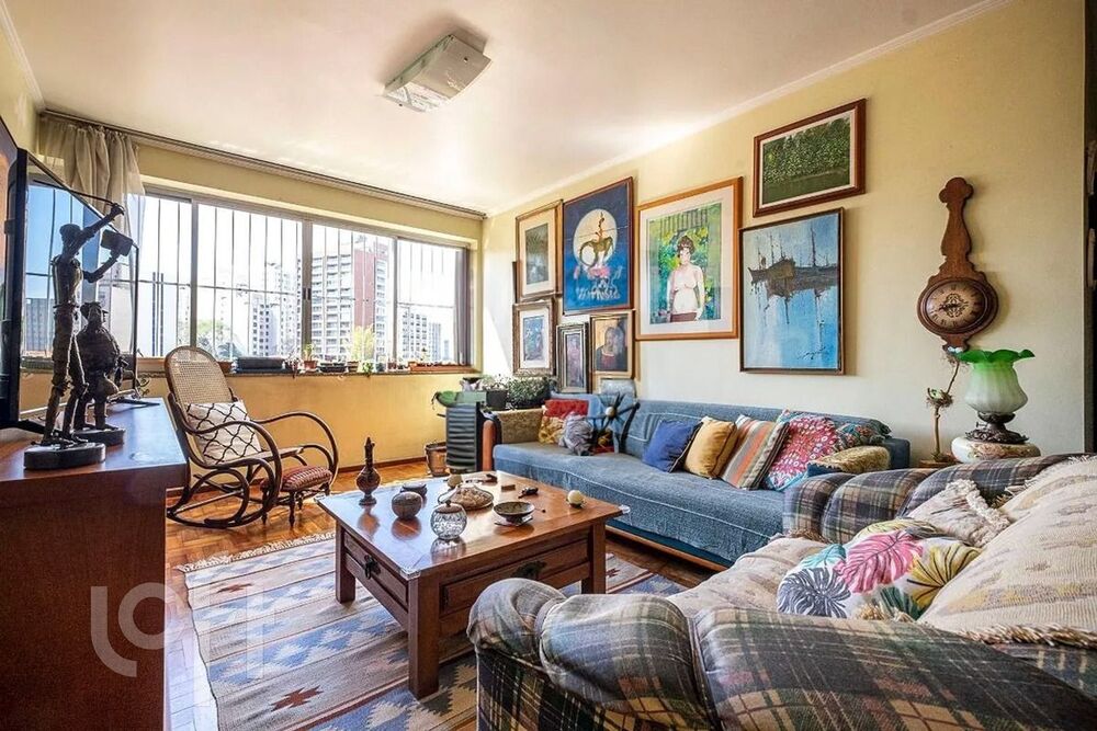 Apartamento à venda com 2 quartos, 100m² - Foto 2