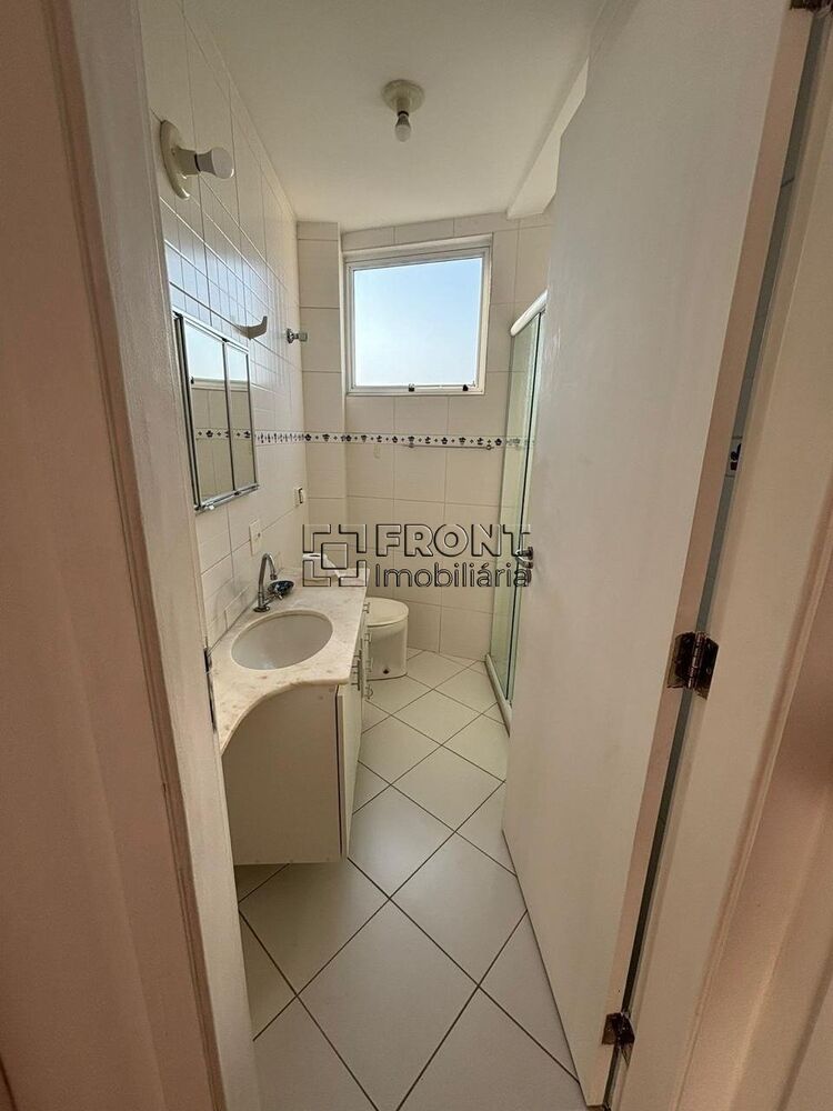 Apartamento para alugar com 2 quartos, 72m² - Foto 5