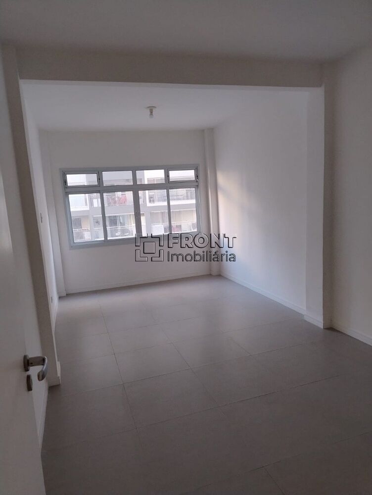 Apartamento, 1 quarto, 42 m² - Foto 1