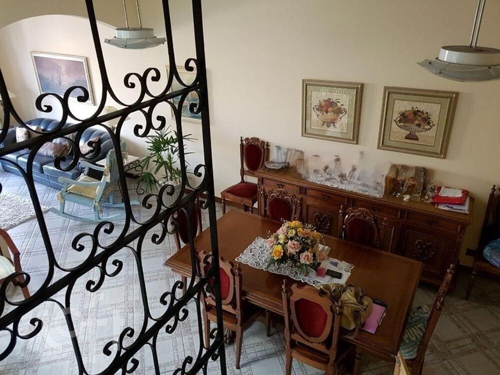 Casa à venda com 3 quartos, 160m² - Foto 2