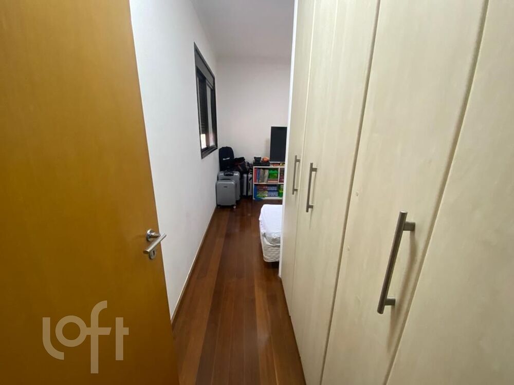 Apartamento à venda com 3 quartos, 150m² - Foto 5