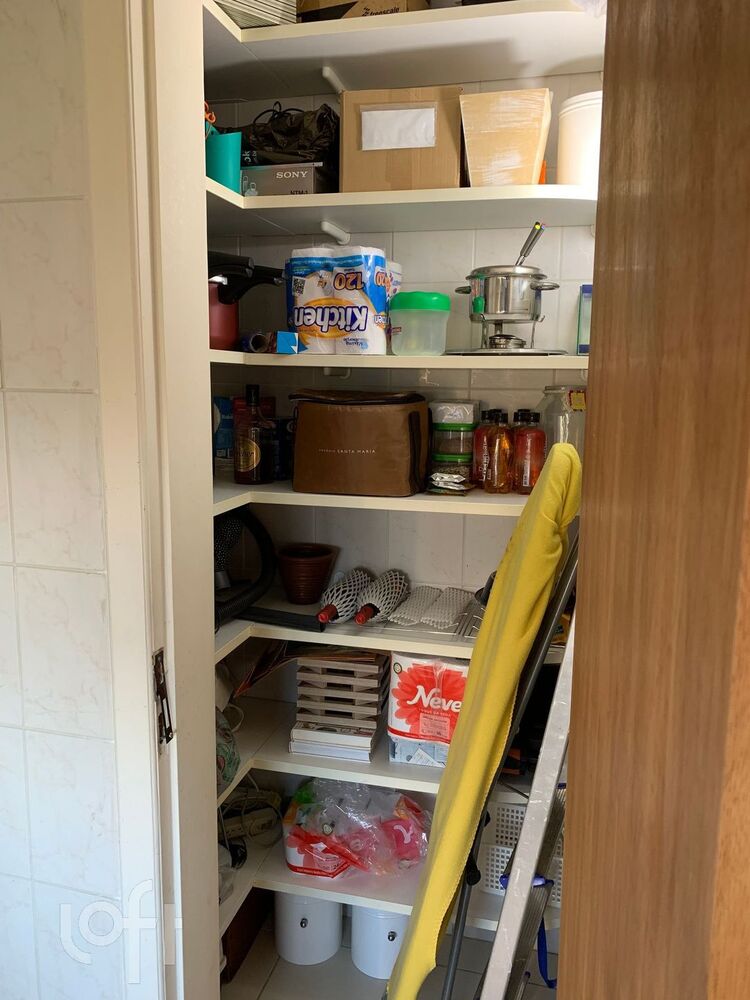 Apartamento à venda com 3 quartos, 170m² - Foto 2