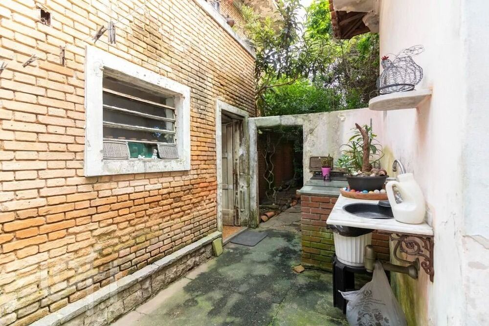 Casa à venda com 4 quartos, 338m² - Foto 7