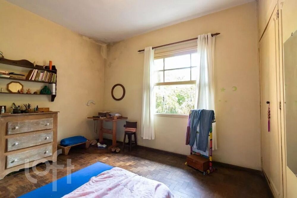 Casa à venda com 4 quartos, 338m² - Foto 3