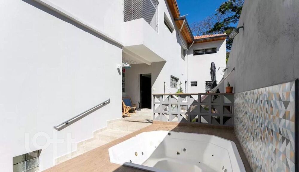Casa à venda com 4 quartos, 295m² - Foto 6