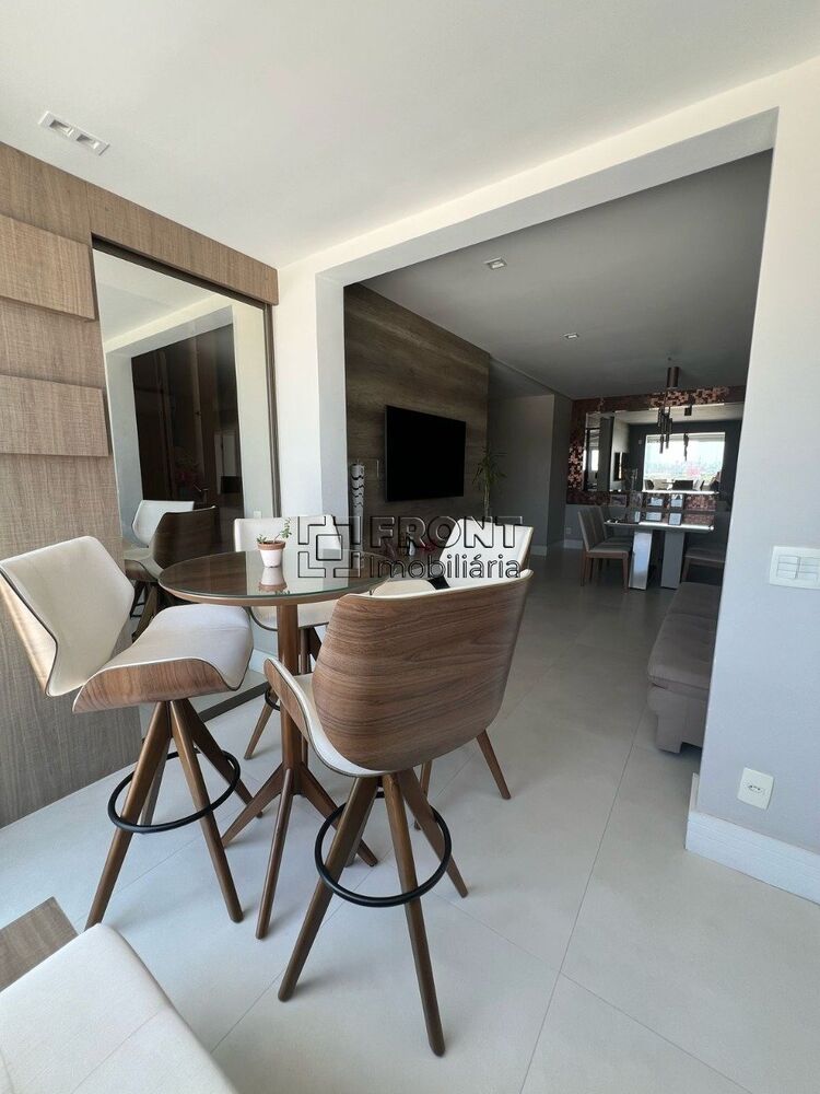 Apartamento à venda com 2 quartos, 87m² - Foto 3