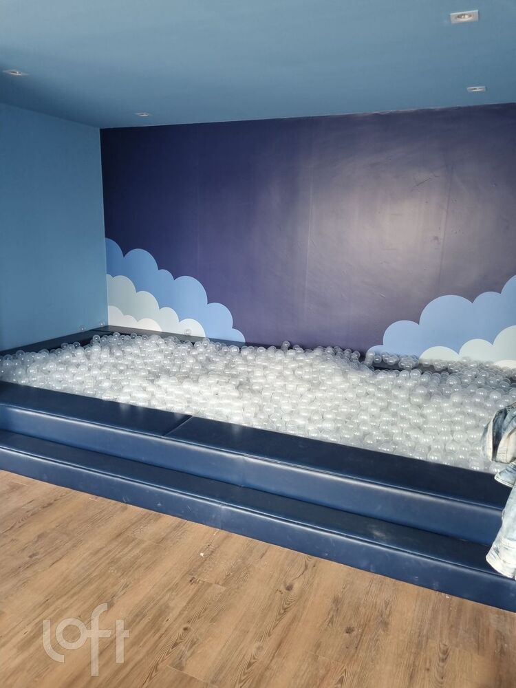 Apartamento à venda com 2 quartos, 81m² - Foto 12