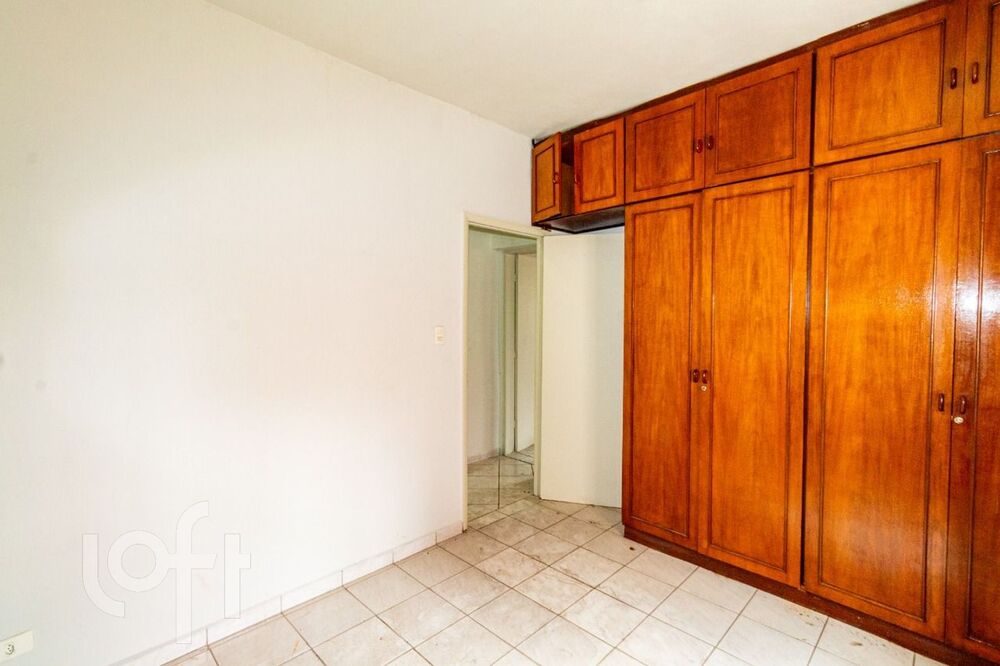 Casa à venda com 4 quartos, 250m² - Foto 1