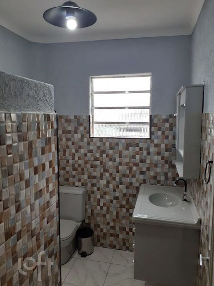 Casa à venda com 6 quartos, 167m² - Foto 3