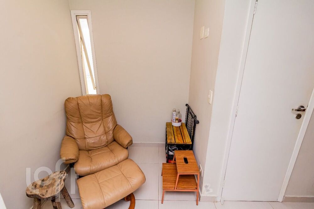 Apartamento à venda com 2 quartos, 63m² - Foto 1