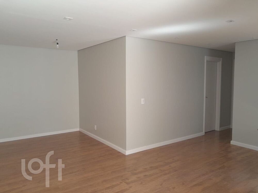 Apartamento à venda com 2 quartos, 84m² - Foto 2