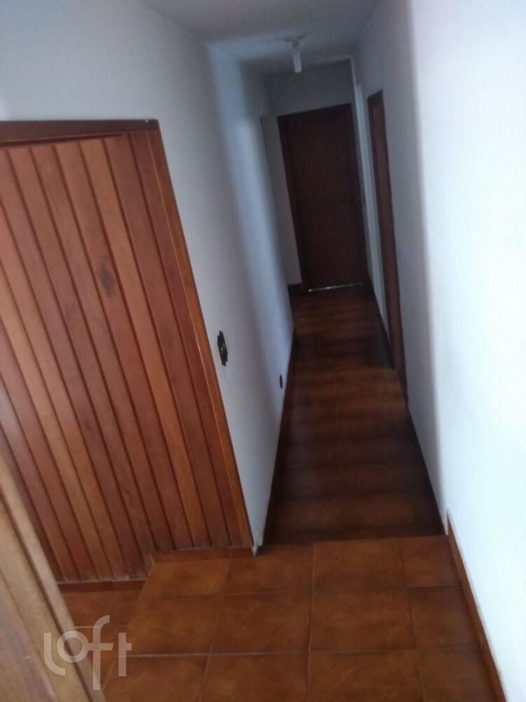Casa, 5 quartos, 223 m² - Foto 1