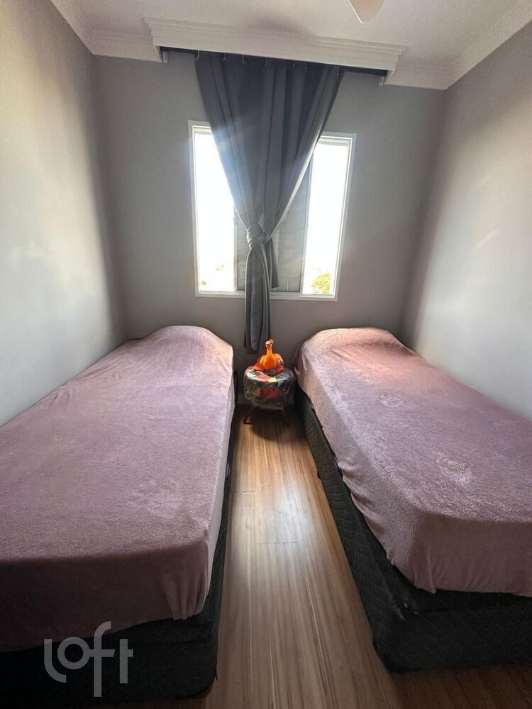 Apartamento à venda com 3 quartos, 62m² - Foto 3