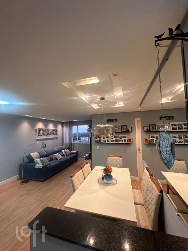 Apartamento à venda com 3 quartos, 62m² - Foto 1