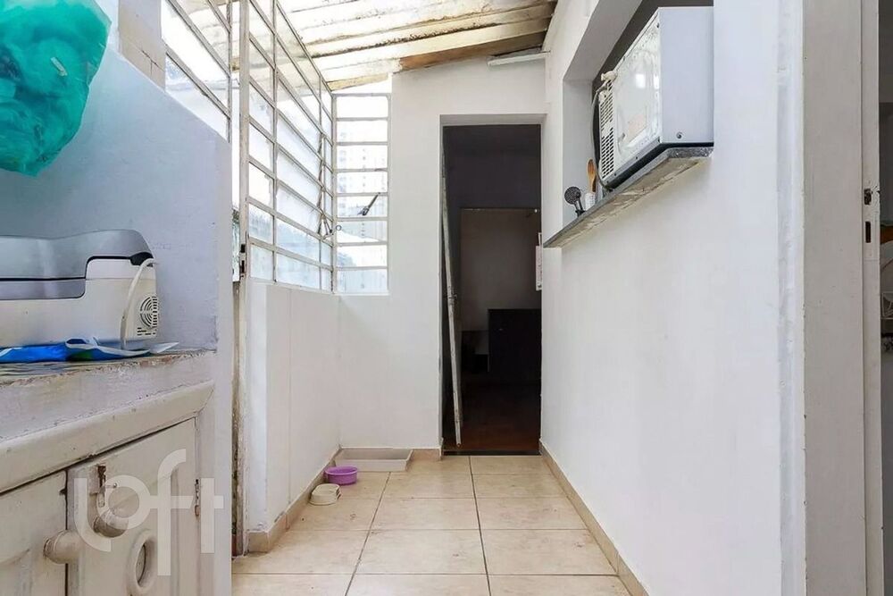 Casa à venda com 2 quartos, 250m² - Foto 2