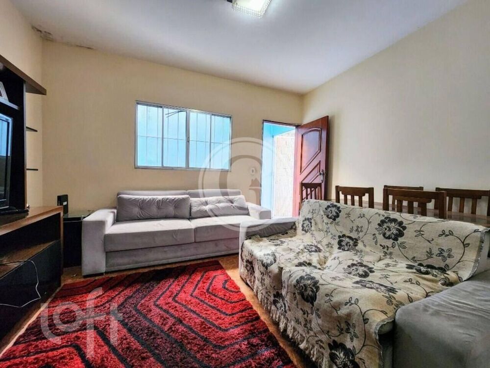 Casa, 3 quartos, 180 m² - Foto 1