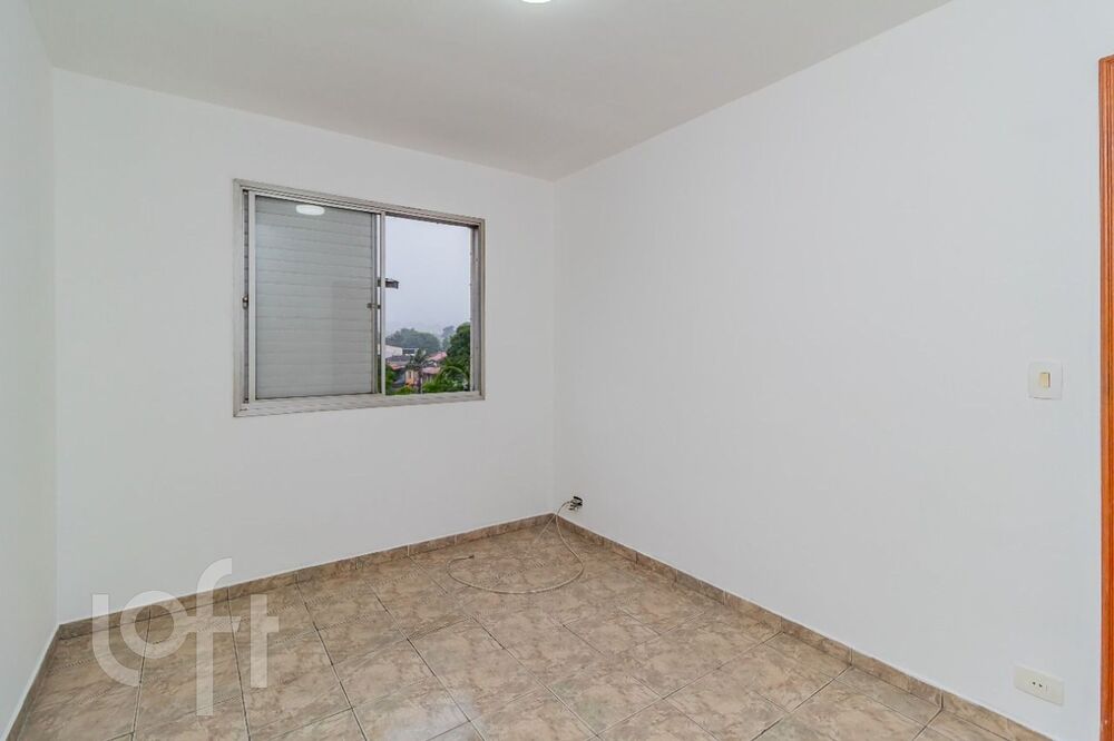 Apartamento à venda com 3 quartos, 77m² - Foto 4