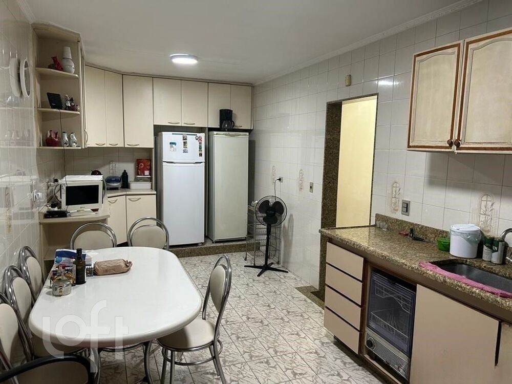 Casa, 3 quartos, 247 m² - Foto 1