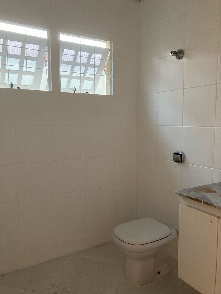 Casa à venda e aluguel com 2 quartos, 120m² - Foto 7
