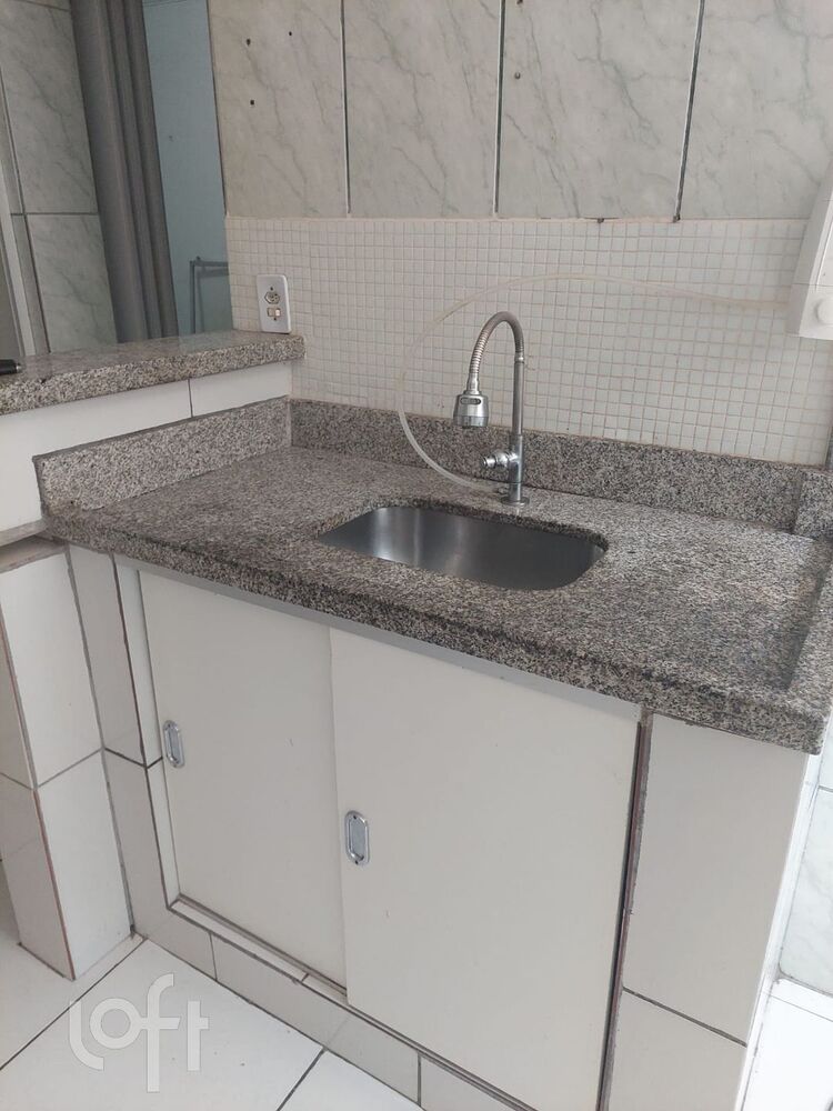 Apartamento à venda com 2 quartos, 50m² - Foto 2