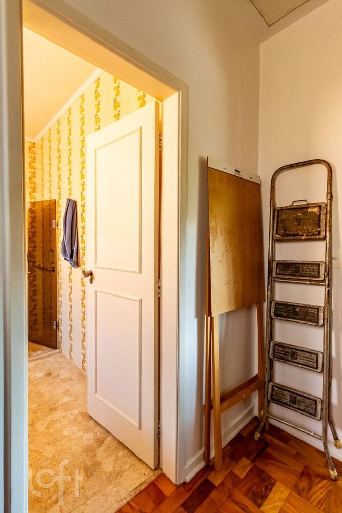 Casa à venda com 3 quartos, 237m² - Foto 4