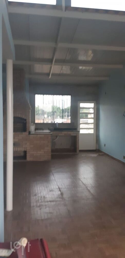 Casa à venda com 3 quartos, 100m² - Foto 3