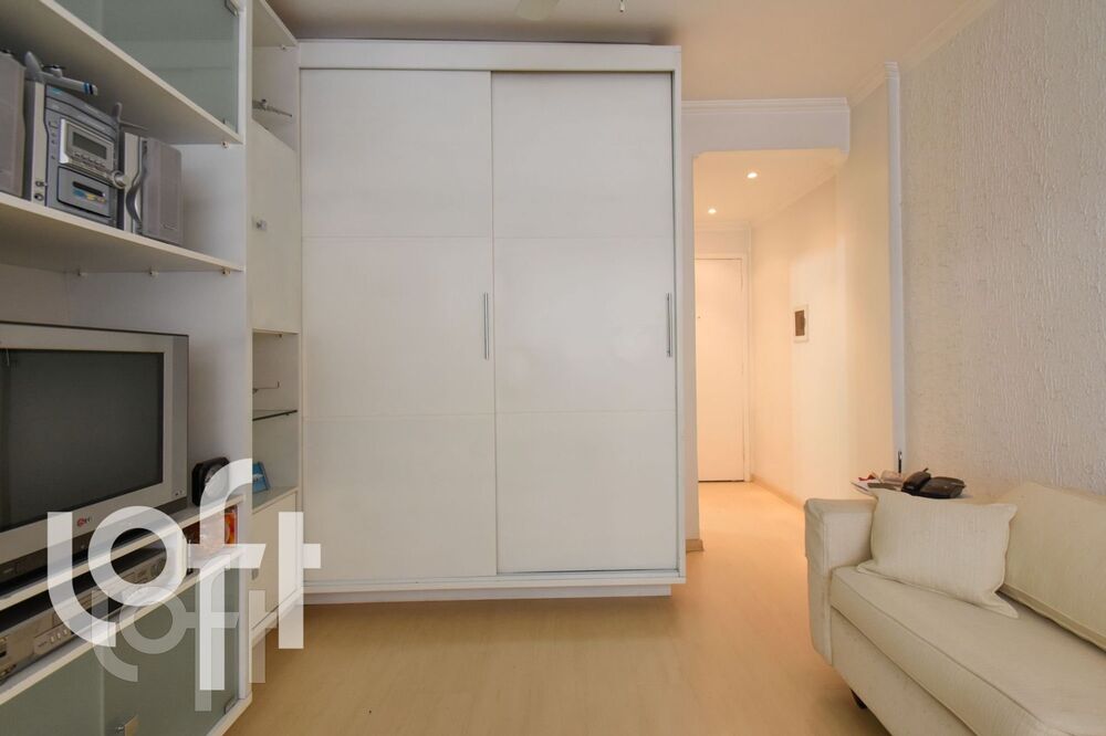 Apartamento à venda com 1 quarto, 35m² - Foto 12