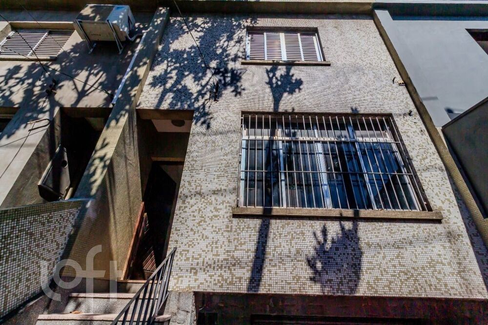 Casa à venda com 3 quartos, 238m² - Foto 8
