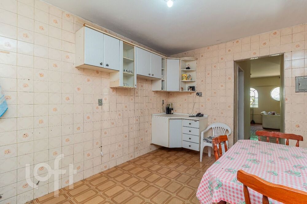 Casa à venda com 3 quartos, 100m² - Foto 3
