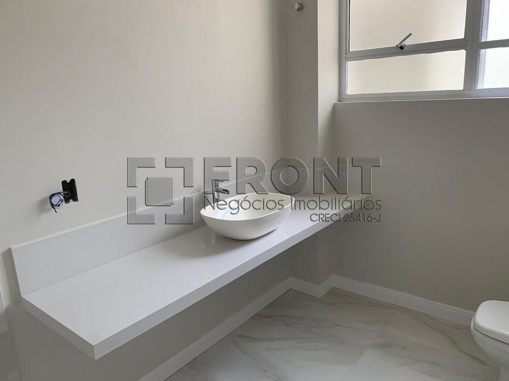 Apartamento à venda com 3 quartos, 130m² - Foto 14