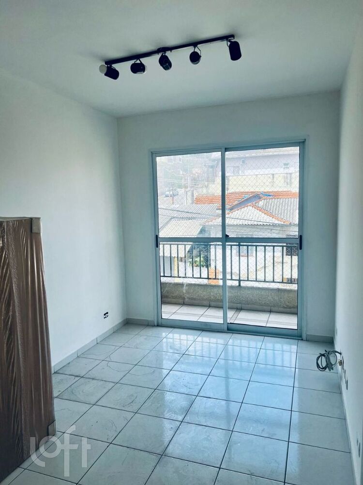 Apartamento à venda com 2 quartos, 44m² - Foto 1