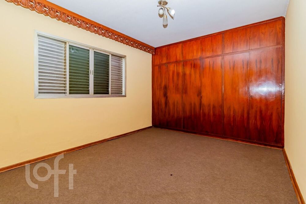 Casa à venda com 4 quartos, 210m² - Foto 6