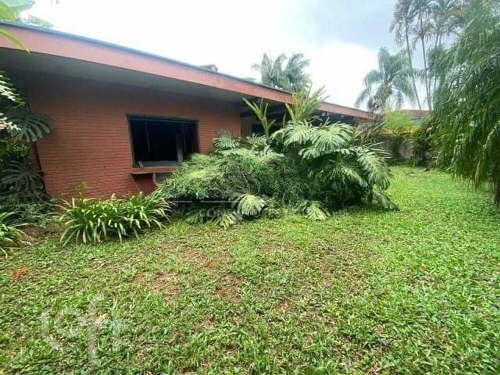 Casa à venda com 3 quartos, 290m² - Foto 12