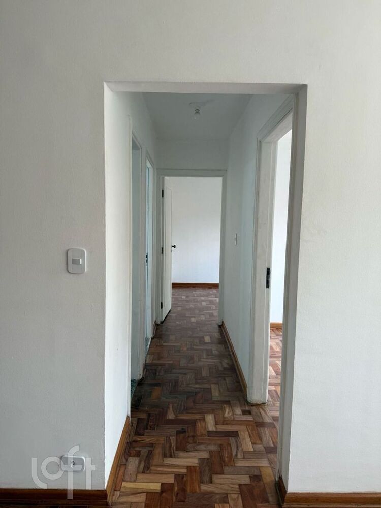 Apartamento à venda com 2 quartos, 75m² - Foto 1